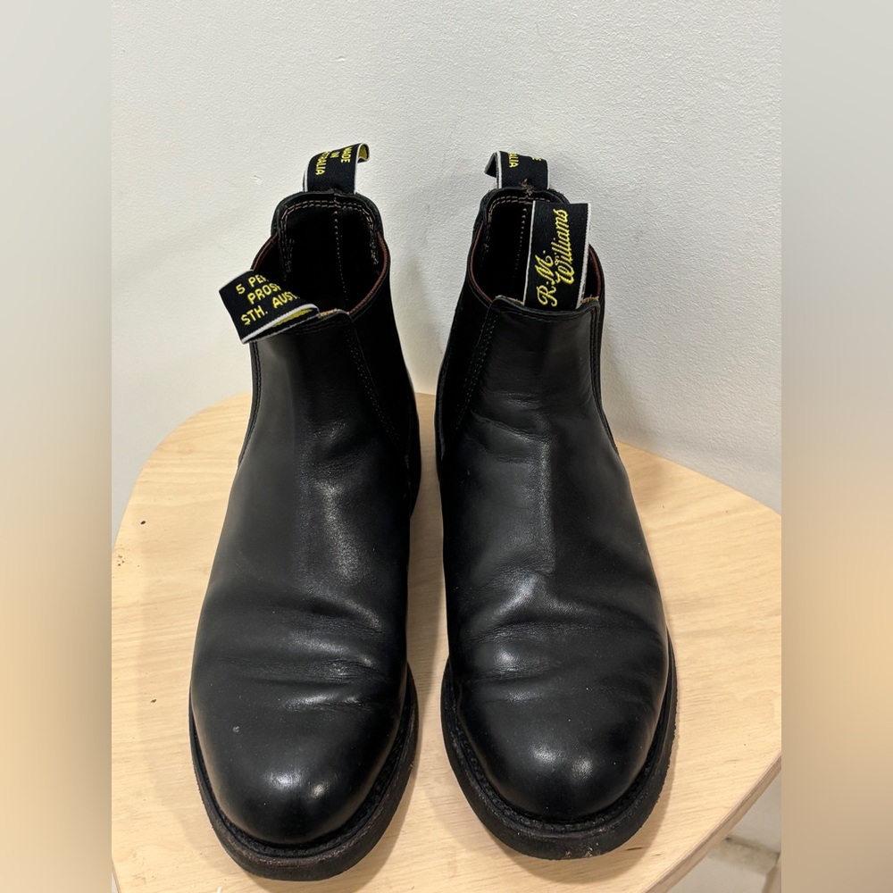 R.M. Williams Gardener Chelsea Boots. Size 7.5